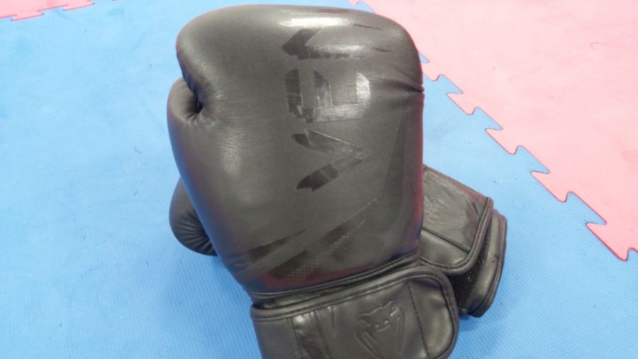 Can You Use Boxing Gloves For Kickboxing